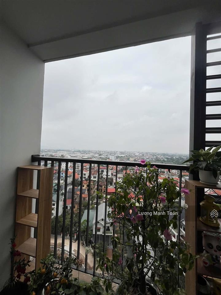 Chung cư sky oasis ecopark dt 68m2, 2pn, 2wc view sông hồng full nội thất cần bán ngay trong tháng