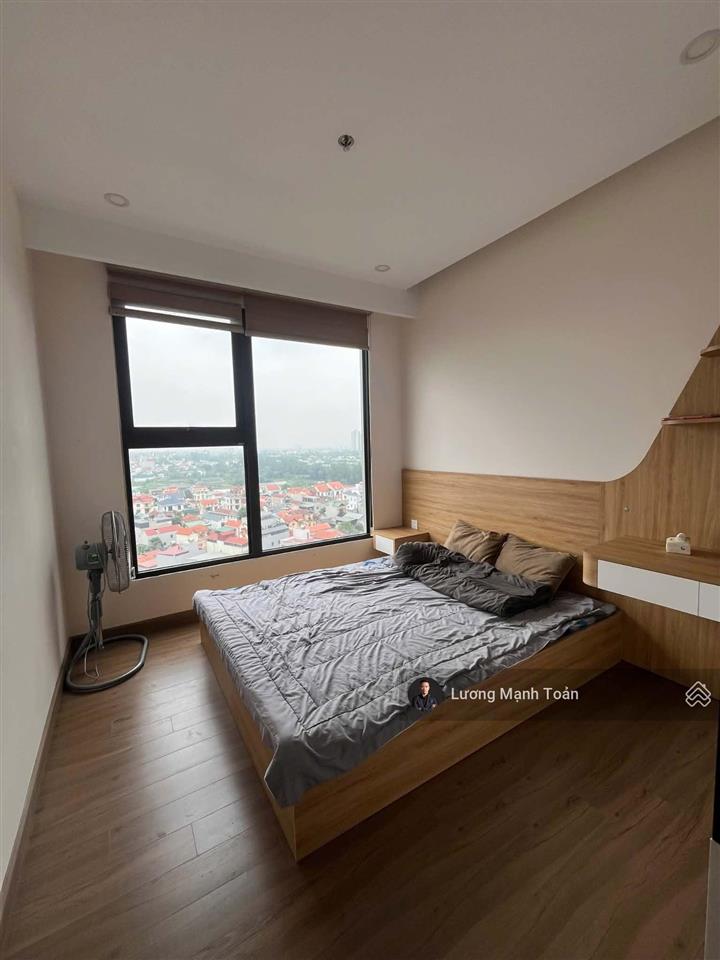 Chung cư sky oasis ecopark dt 68m2, 2pn, 2wc view sông hồng full nội thất cần bán ngay trong tháng