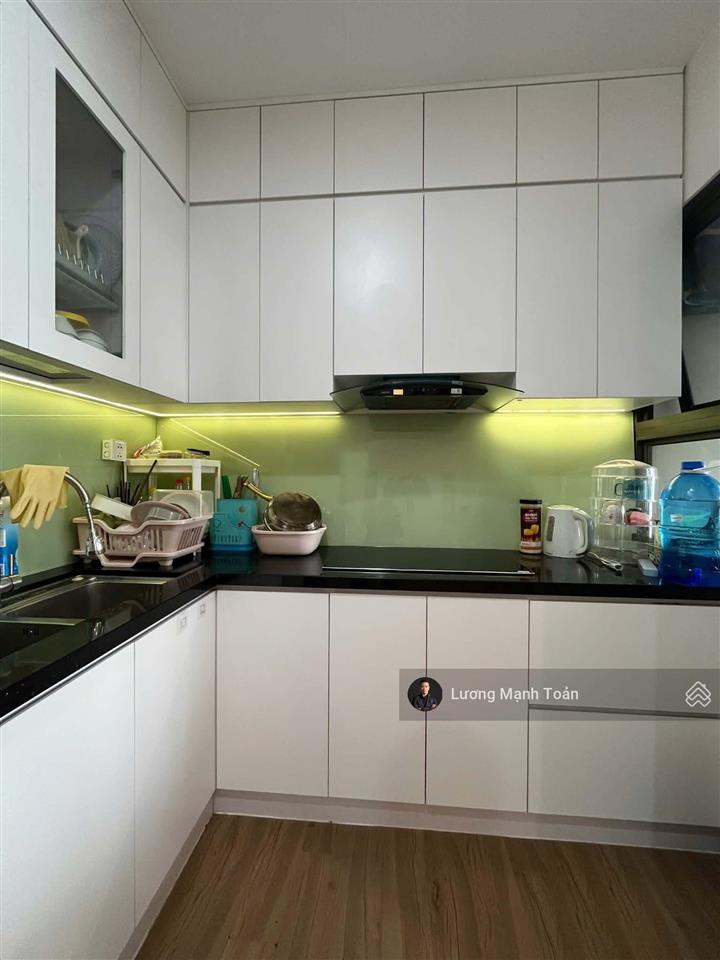 Chung cư sky oasis ecopark dt 68m2, 2pn, 2wc view sông hồng full nội thất cần bán ngay trong tháng