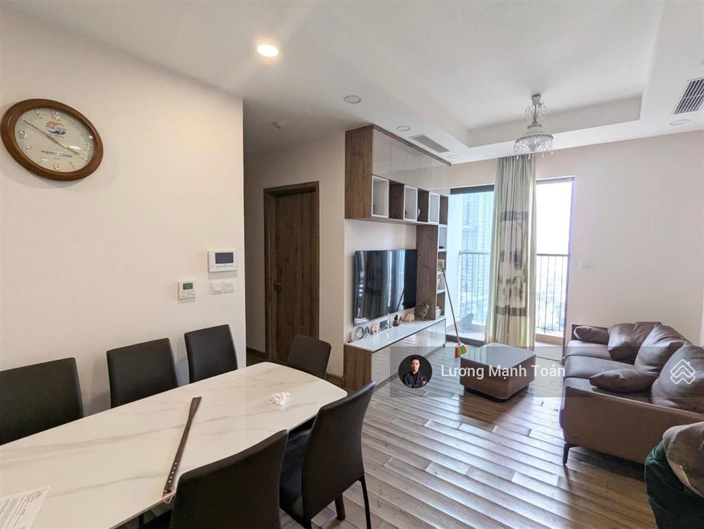 Bán chung cư cao cấp full nội thất toà sky oasis ecopark hưng yên dt84m2 3pn2wc có thể ở được ngay