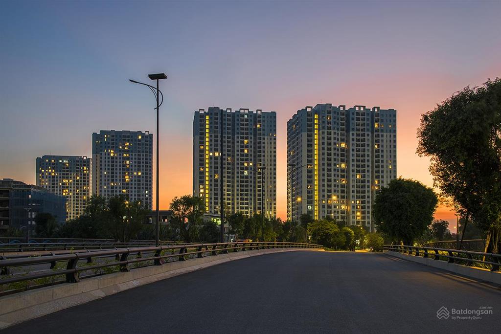 Bán căn hộ chung cư 90m2 westbay ecopark 3pn2wc hoàn thiện full đồ siêu hiếm view thoáng