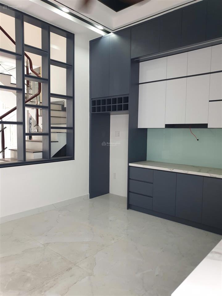 Nhà phố xinh 2 lầu 5m*16m, đường 10m thông, gần chợ đại hải hóc môn
