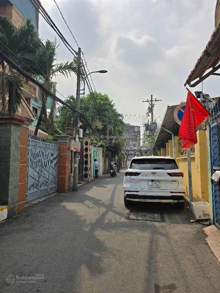 Cô tư cần bán gấp nhà 100m2 full thổ cư, shr cách đại lộ võ văn kiệt 300m. cho thuê liền được
