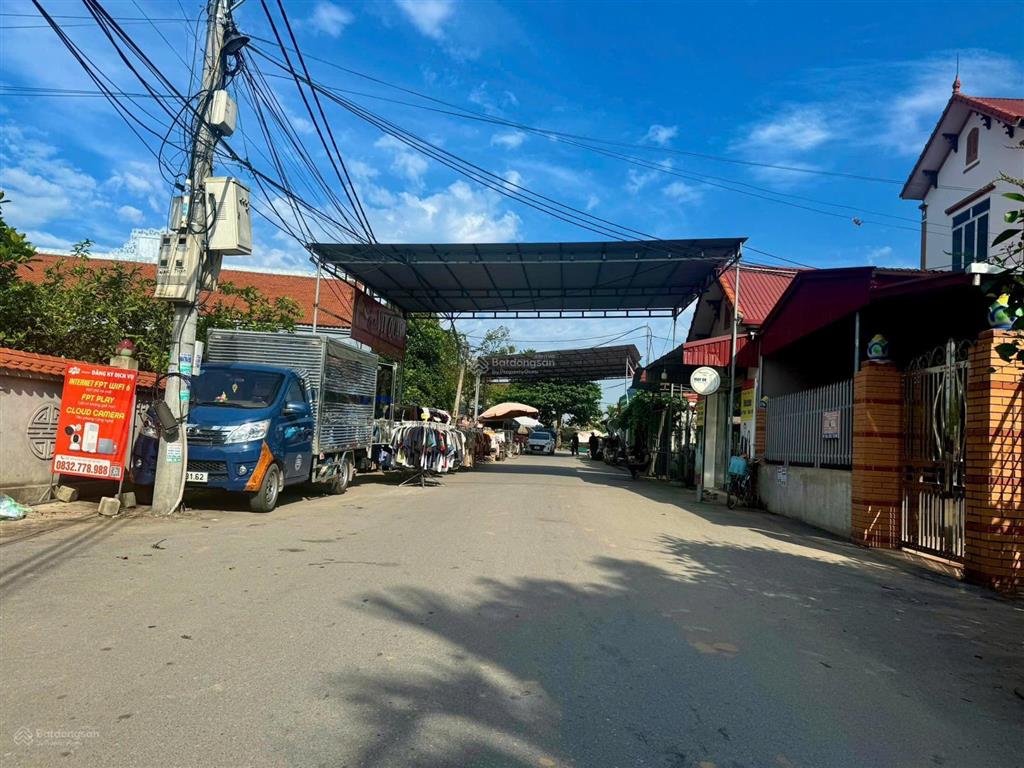 Bán đất thôn phi liệt  văn giang  hưng yên, diện tích 46,2m2 giá chỉ 1,6 tỷ, mặt tiền 7,95m