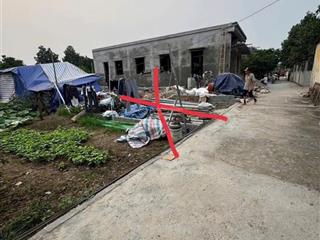 Chính chủ gửi bán đất đan nhiễm  văn giang 76,2m2 mt = hậu 4,4m (vuông đẹp) ô tô 7 chỗ