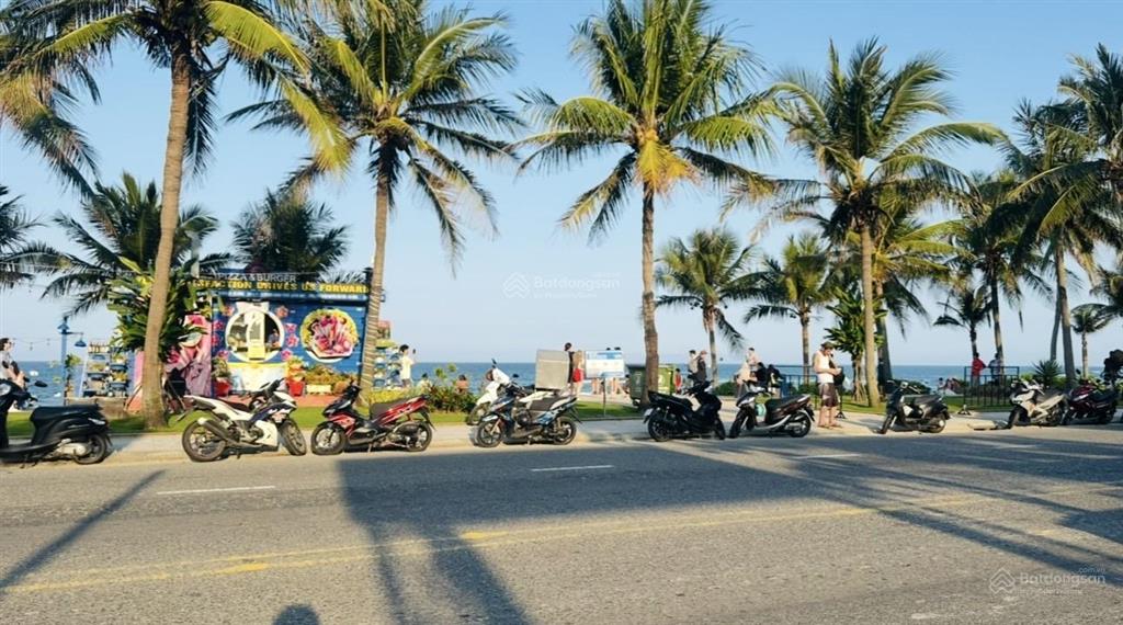 2 mặt tiền sát khu phố tây an thượng chỉ hơn 100m ra biển mỹ khê  giá giảm sốc cực rẻ 160tr/m2