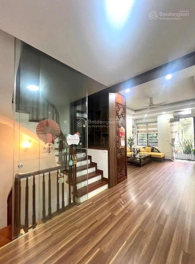 Bán nhà thái hà  đống đa 60m 6 tầng lô góc ô tô tránh vỉa hè giá 30 tỷ