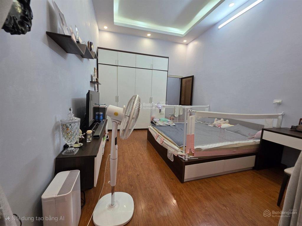 Bán nhà nguyễn cao  trung tâm hai bà trưng  ô tô đỗ cửa  65m  giá 18.2 tỷ