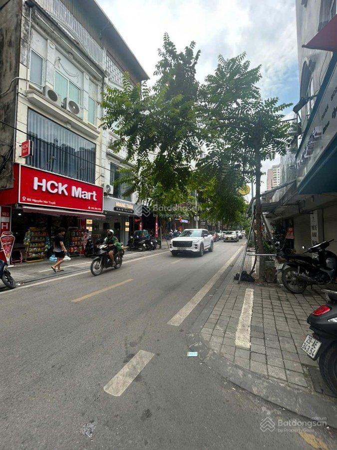 Bán nhà mặt phố nguyễn văn tuyết  lõi đống đa 40m  5 tầng vỉa hè 1 mặt phố, 1 mặt ngõ giá 21 tỷ