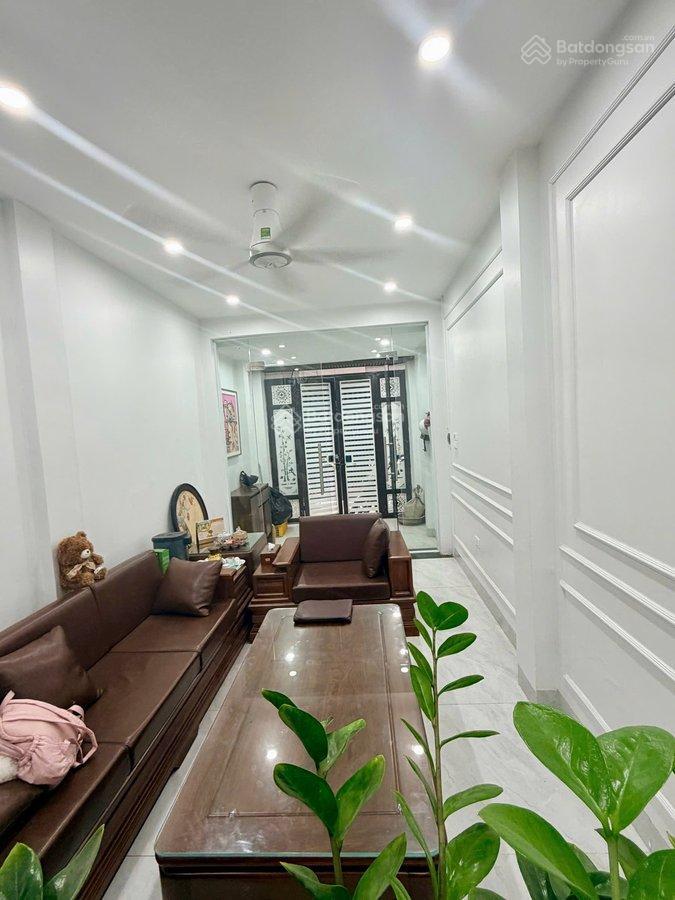 Hạ chào 3 tỷ, nhà thái hà 45m2, 5 tầng btct, phân lô 2 thoáng trước sau, 20m ra ô tô chỉ 12.5 tỷ