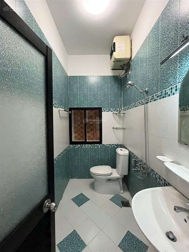Hiếm bán nhà đẹp bình phú 1, đs 23  4,5x22m 4 tầng vào ở ngay