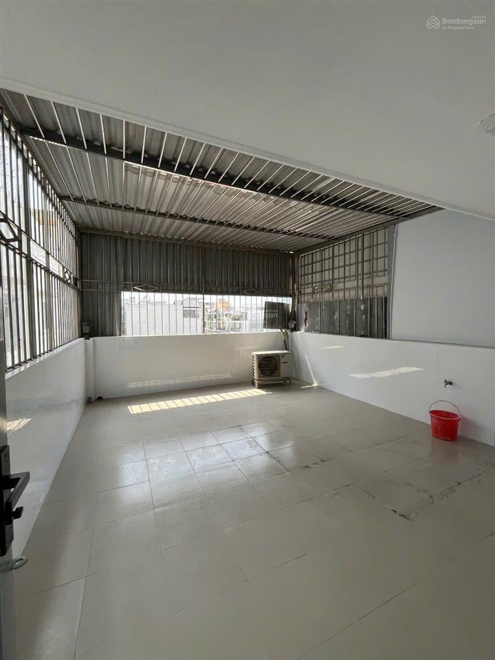 Hiếm bán nhà đẹp bình phú 1, đs 23  4,5x22m 4 tầng vào ở ngay