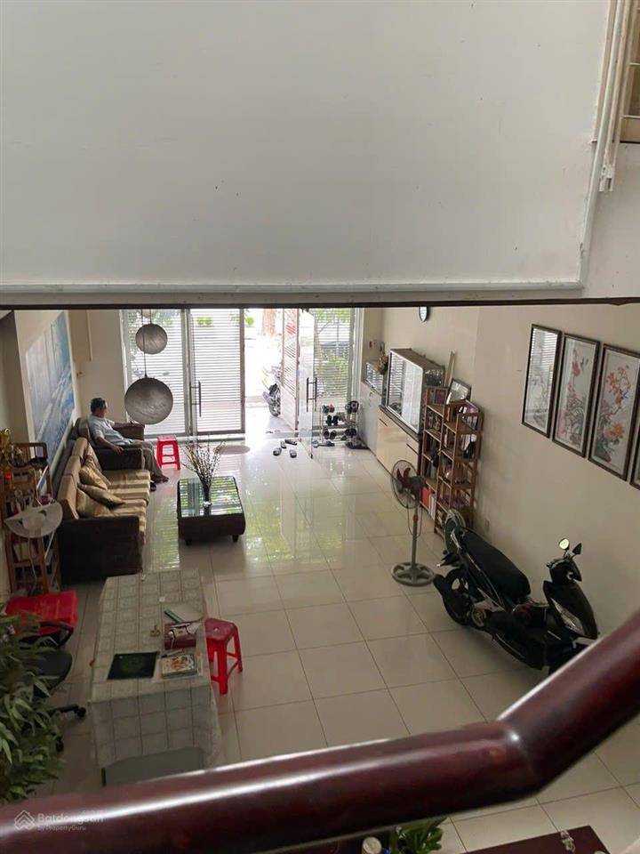 Nhà đẹp mt đường 14m tên lửa  5x20m, 4 tầng giá tốt  chỉ 12 tỷ
