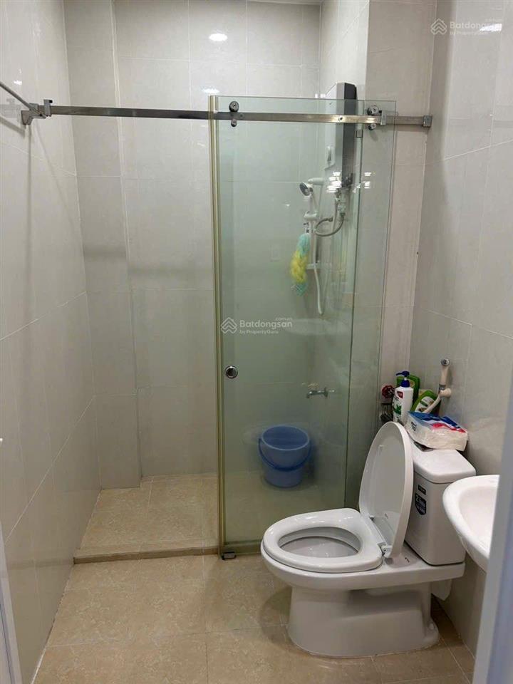 Tòa nhà mtkd song hành  4x19m 6 tầng 10pn thang máy có nội thất