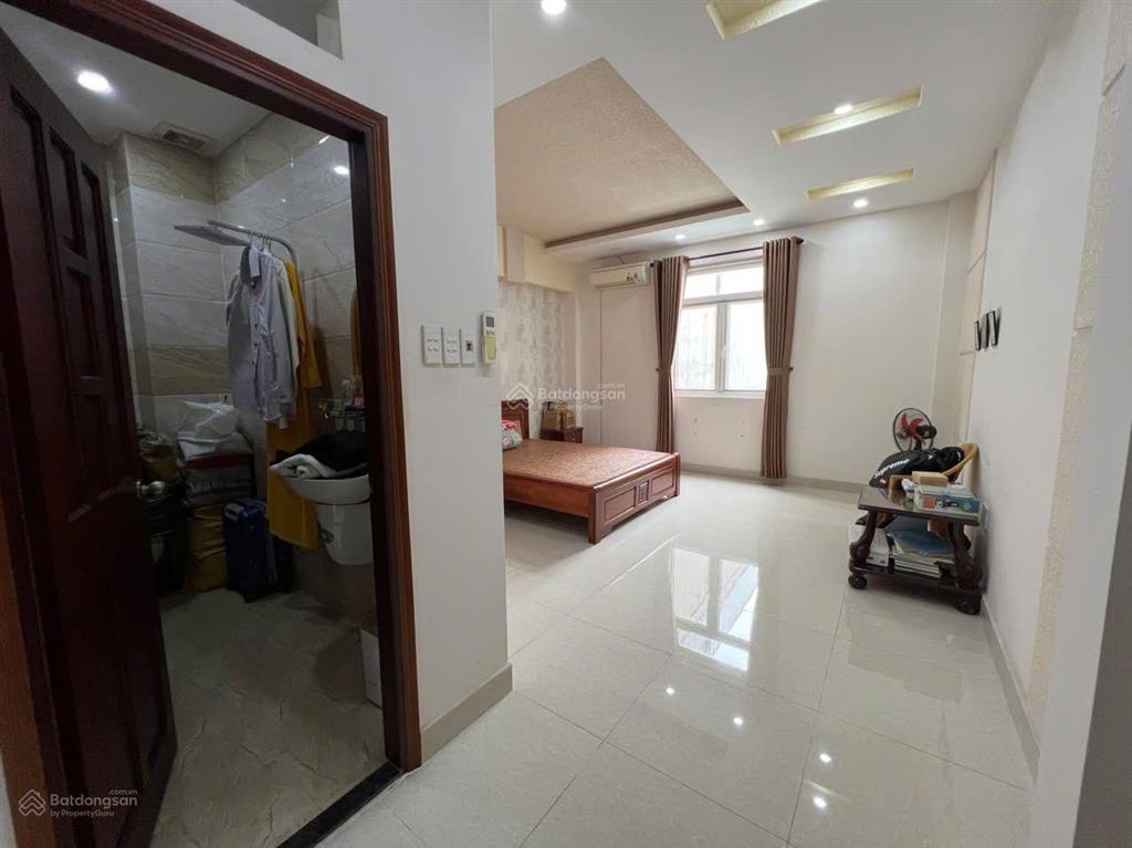 Bán nhà đẹp mtnb đường 14m khu ao sen 5 x 20m, 4 tầng gần aeon mall chỉ 100m