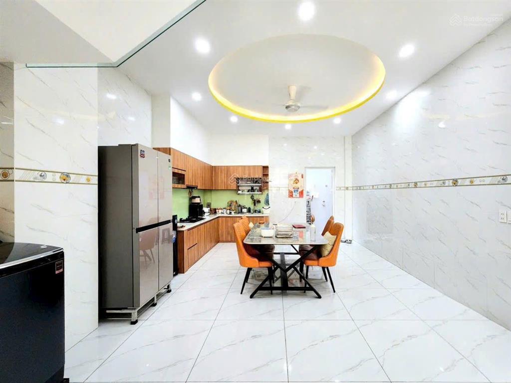 Nhà đẹp xây mới 100% mt đường 14m khu ao sen 5 x 20m 4 tầng  cách aeon mall 200m