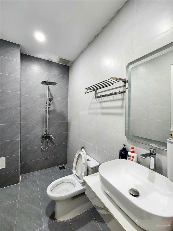 Nhà đẹp xây mới 100% mt đường 14m khu ao sen 5 x 20m 4 tầng  cách aeon mall 200m