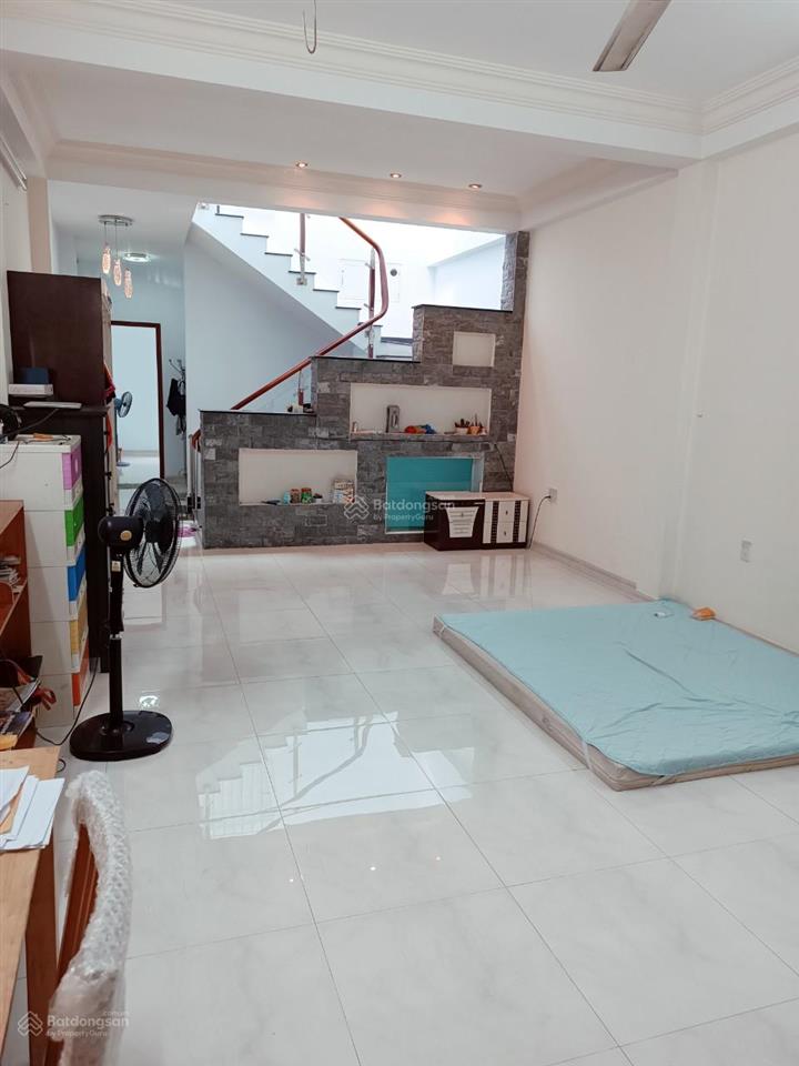 Bán nhanh nhà bình phú ngang hiếm 4.5x20m 4 tầng giá tốt đầu tư