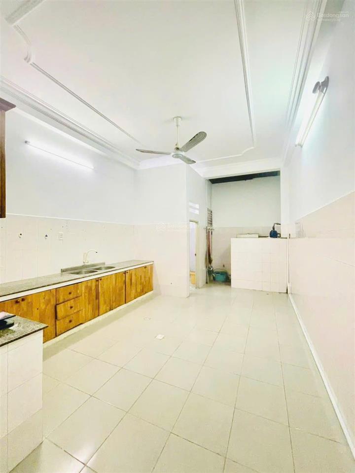 Bán nhà mtkd chợ khiếu năng tĩnh 4x16m xây full 4 tầng có lề 5m  sát đường số 4