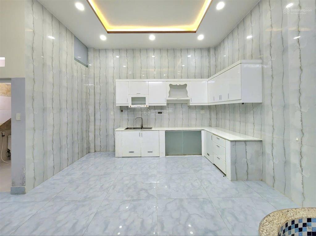 Nhà đẹp hẻm xe hơi tỉnh lộ 10  5,12 x 15m 4 tầng 6pn ngay tên lửa  giáp q6