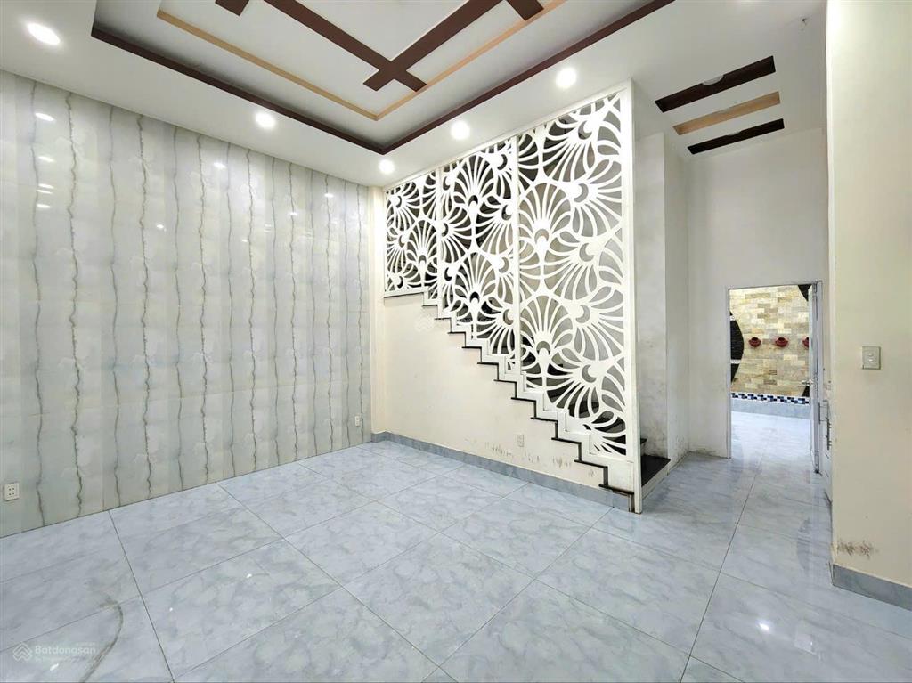 Nhà đẹp hẻm xe hơi tỉnh lộ 10  5,12 x 15m 4 tầng 6pn ngay tên lửa  giáp q6