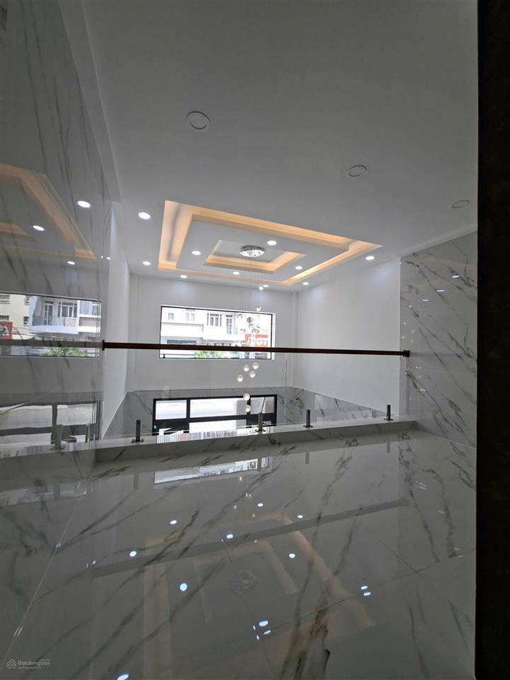 Nhà mới 100% full nội thất  mtkd đường lớn 30m  4x20m, 5 tầng 5pn thang máy