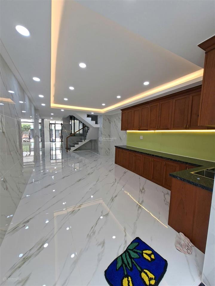 Nhà mới 100% full nội thất  mtkd đường lớn 30m  4x20m, 5 tầng 5pn thang máy