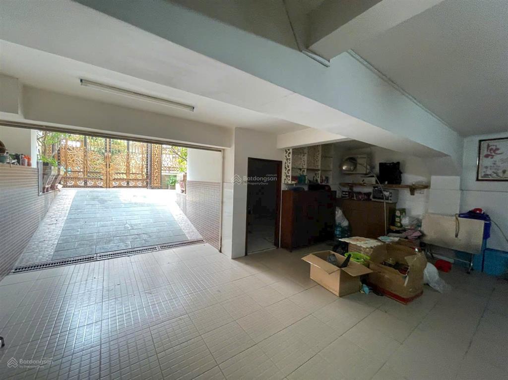 Ngay công viên! full nội thất! biệt thự sân vườn vip 10x20m 1 hầm 3 tầng  gara ô tô  sát đs 7