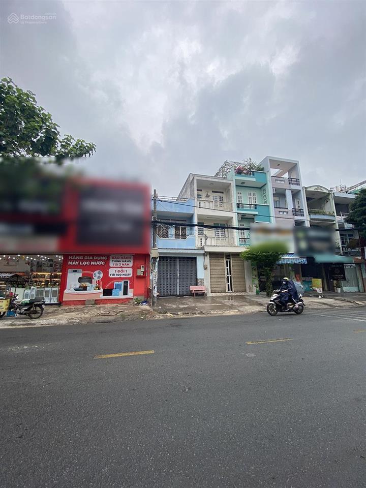 Cho thuê biệt thự đẹp mtkd tên lửa  10x25m, 4 tầng vp hay trưng bày sản phẩm