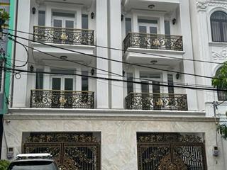 Tòa nhà mtkd cạnh công viên bình phú  10x20m 5 tầng thang máy
