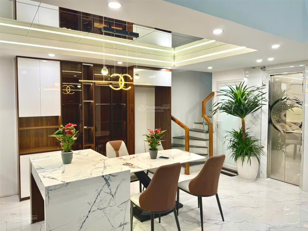 Bán nhà riêng gần đường trường chinh 6 tầng thang máy, full nội thất, 45m2 x mt 6m, chỉ nhỉnh 12 tỷ