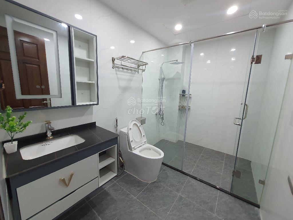 Bán nhanh nhà riêng ngã tư sở, kinh doanh, thang máy, ô tô vào nhà, 50m2 x 7t, chỉ nhỉnh 16 tỷ