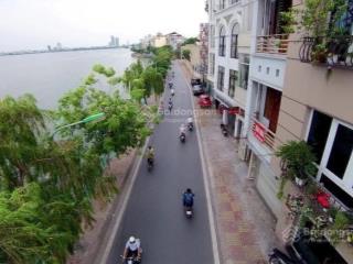 Bán nhanh nhà mặt phố tại kim mã, 100m2 x mt 6,5m, 2 mặt trước và sau, pháp lý sạch, sổ đẹp, chỉ 5x