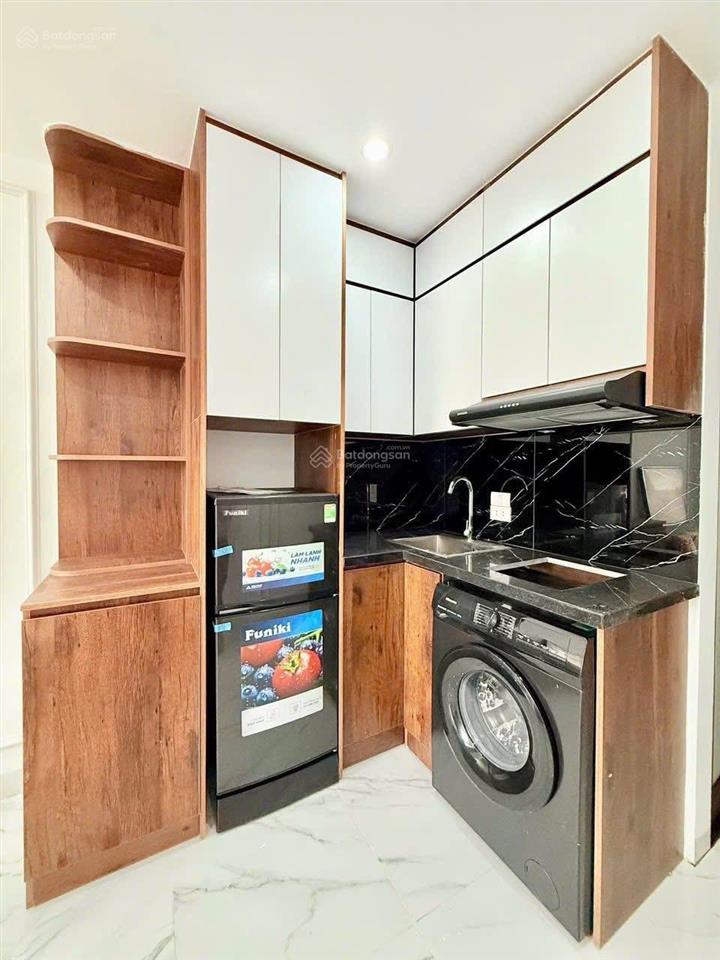 (dòng tiền 2 tỷ/năm) ccmn gần ngã tư sở, thang máy, ô tô vào nhà, 100m2 x 8t x mt 6m, pccc đầy đủ