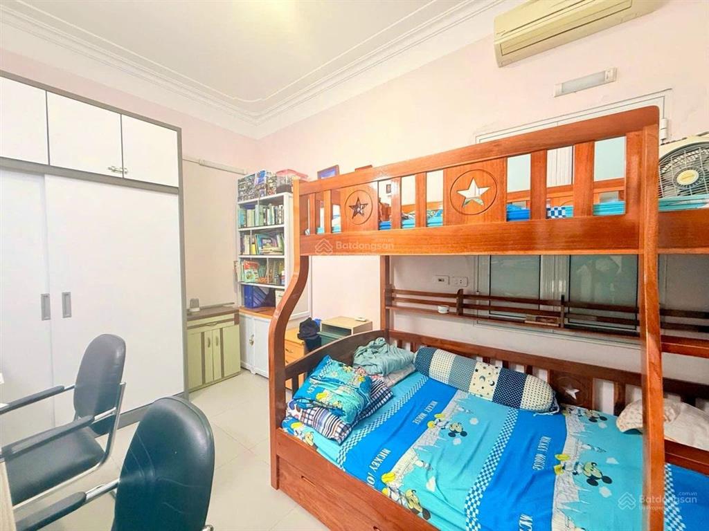 Bán gấp nhà riêng láng hạ 4 tầng xây chắc chắn, 60m2 x mt 4.5m gần phố, nhiều tiện ích, chỉ 13.6 tỷ