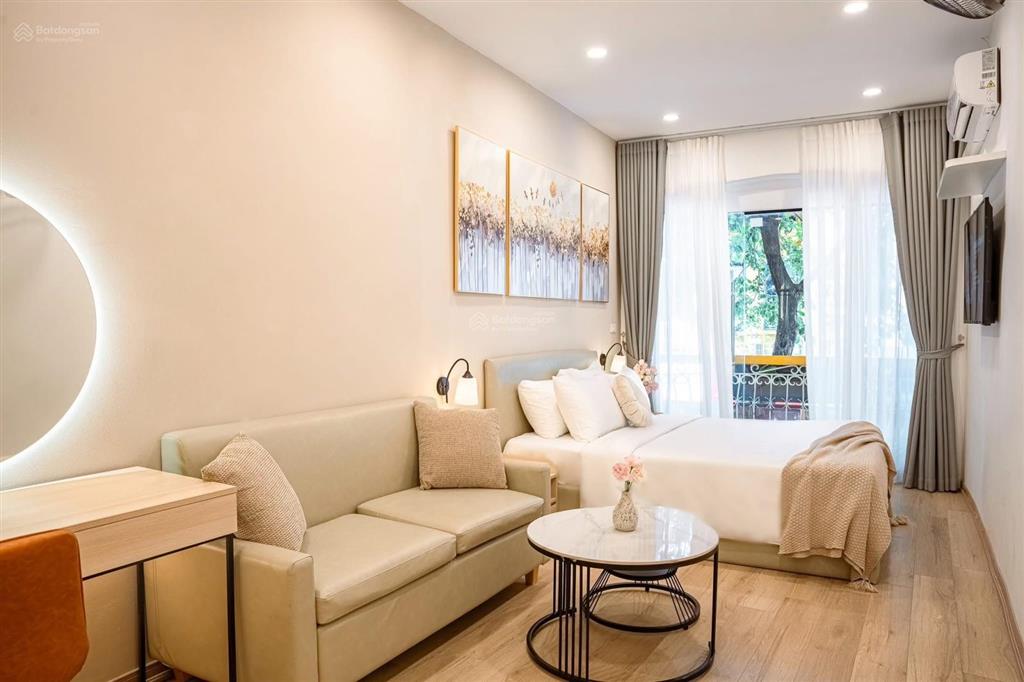 Bán gấp toà building mặt phố 150m2 x 9 tầng & hầm, có hoàn công, dòng tiền 3 tỷ/năm, chỉ hơn 70 tỷ