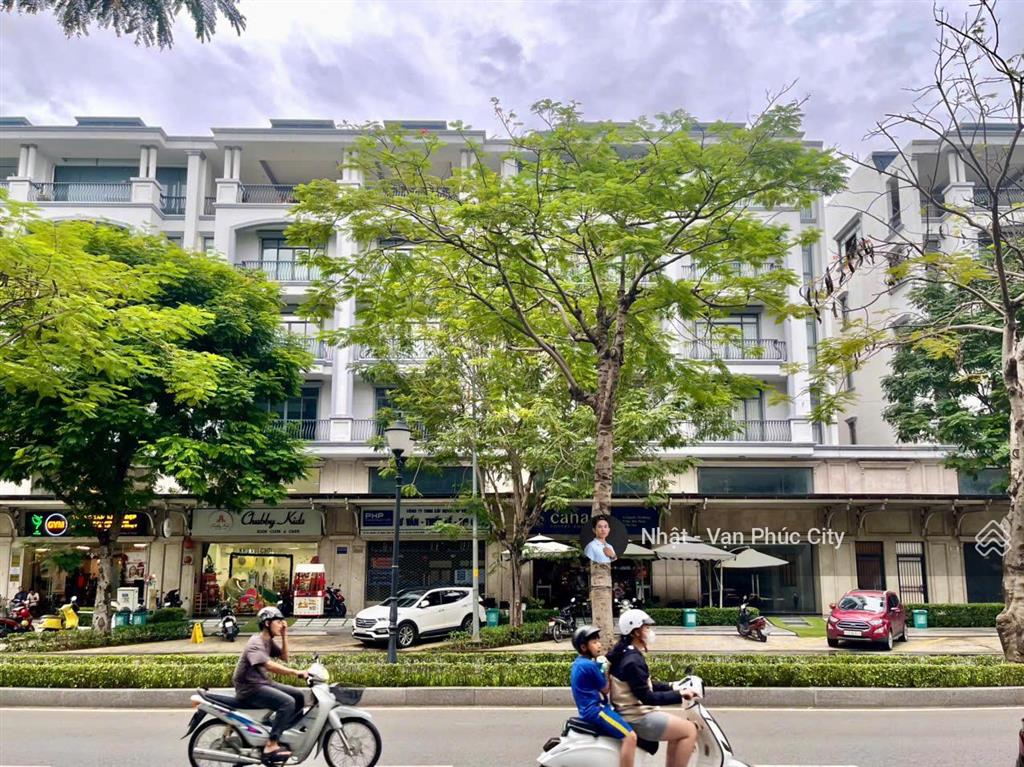 Trục chính nguyễn thị nhung 7x20m 6 tầng hoàn thiện cao cấp, thang máy, máy lạnh giá 60 tr/th