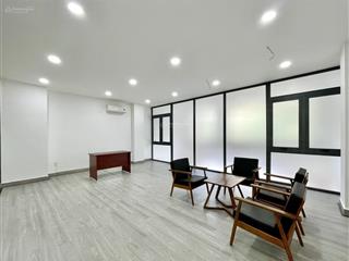 Văn phòng 35m2 có máy lạnh, đường lớn shophouse nguyễn thị nhung. giá chỉ 6.5 triệu