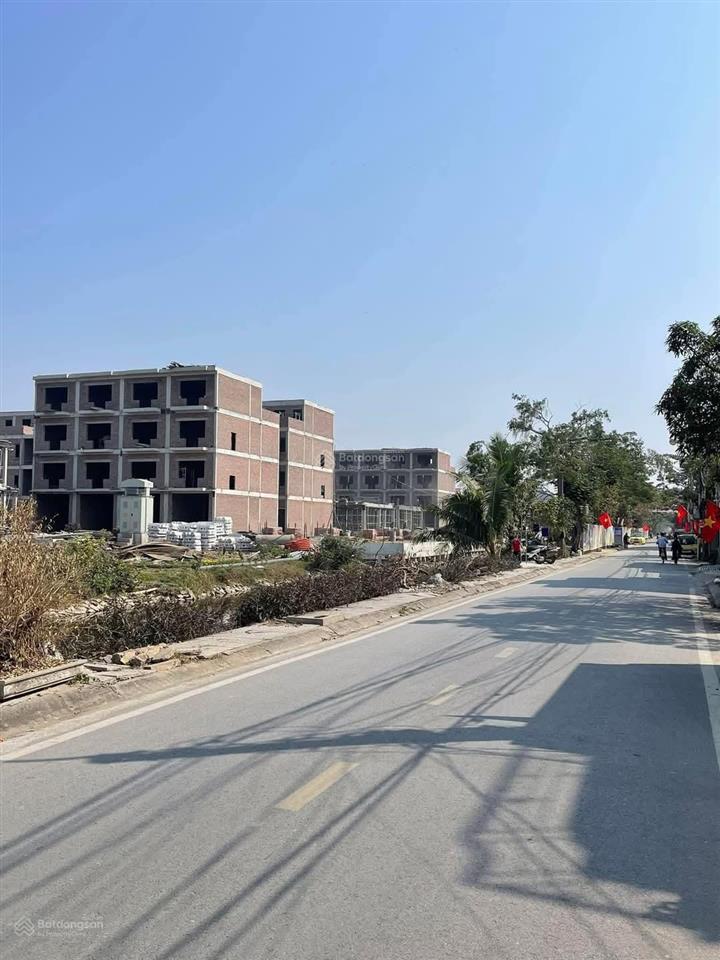 Mặt đường tràng cát (36 b tràng cát)  vin tràng cát 300 m