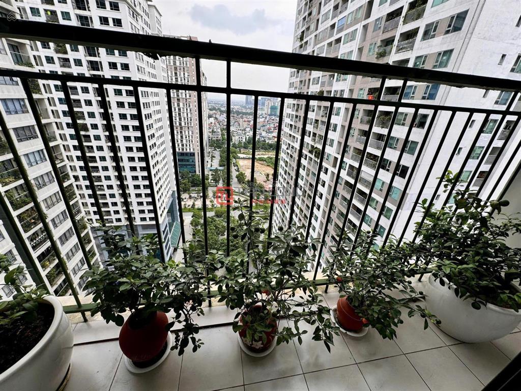 Chủ nhà gửi bán nhanh căn góc 3 phòng ngủ  n03t4 tầng cao view thoáng giá tốt nhất thị trường