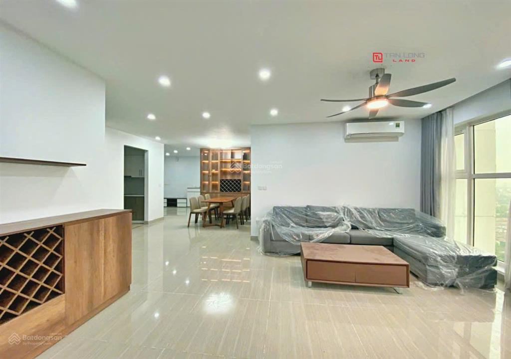 Cho thuê căn hộ cao cấp tòa l4 154m full nội thất chỉ việc xách vali vào ở