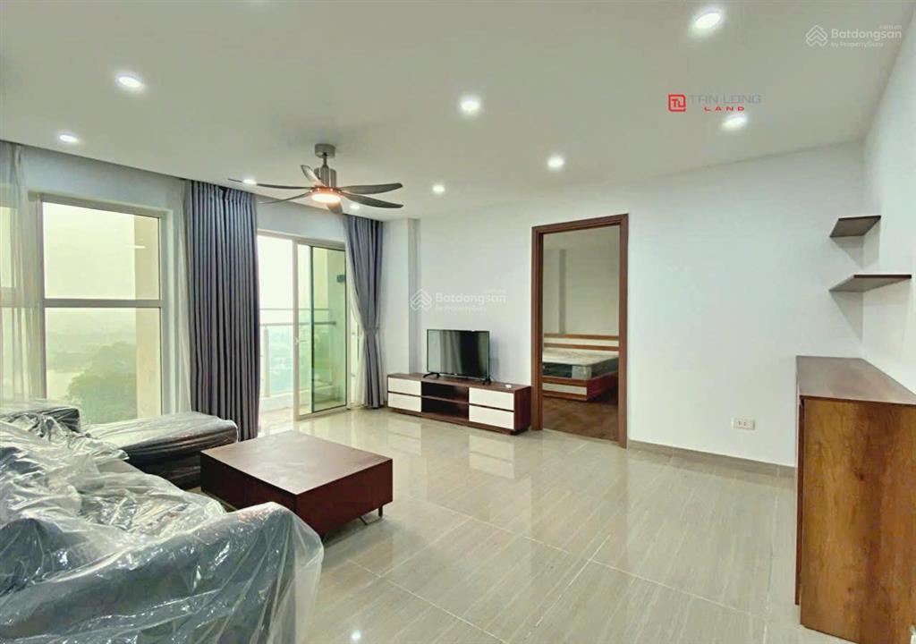 Cho thuê căn hộ cao cấp tòa l4 154m full nội thất chỉ việc xách vali vào ở