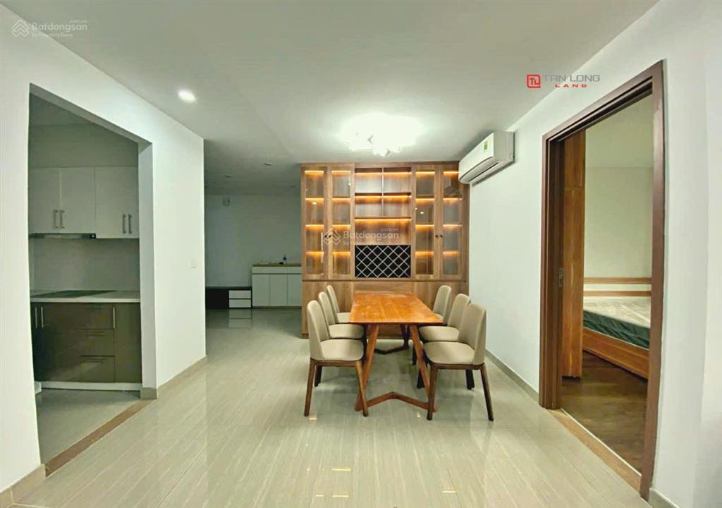 Cho thuê căn hộ cao cấp tòa l4 154m full nội thất chỉ việc xách vali vào ở