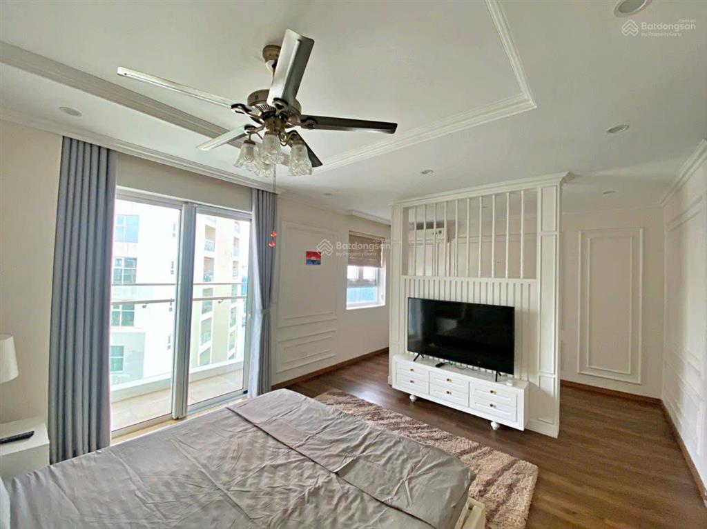 Cho thuê căn hộ cao cấp tòa l4 ciputra  view sân golf  full thiết bị xịn  chỉ việc vào ở
