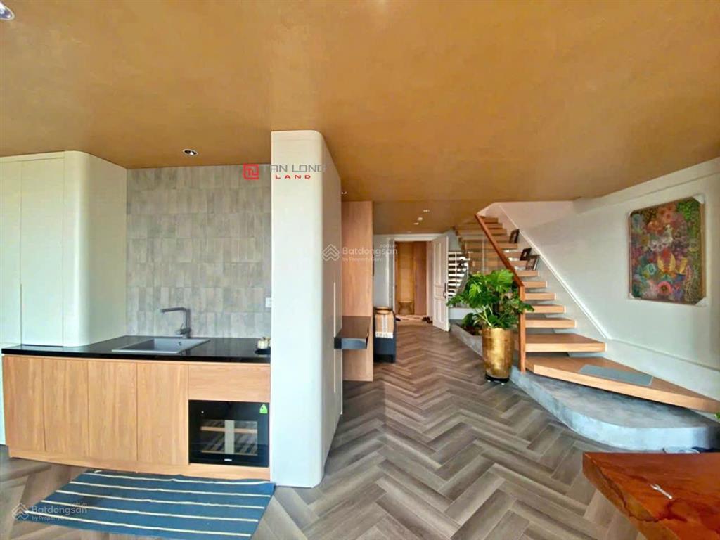 Siêu phẩm penthouse p2 ciputra 279m2  4 phòng ngủ full nội thất mới 100% không gian sống đẳng cấp