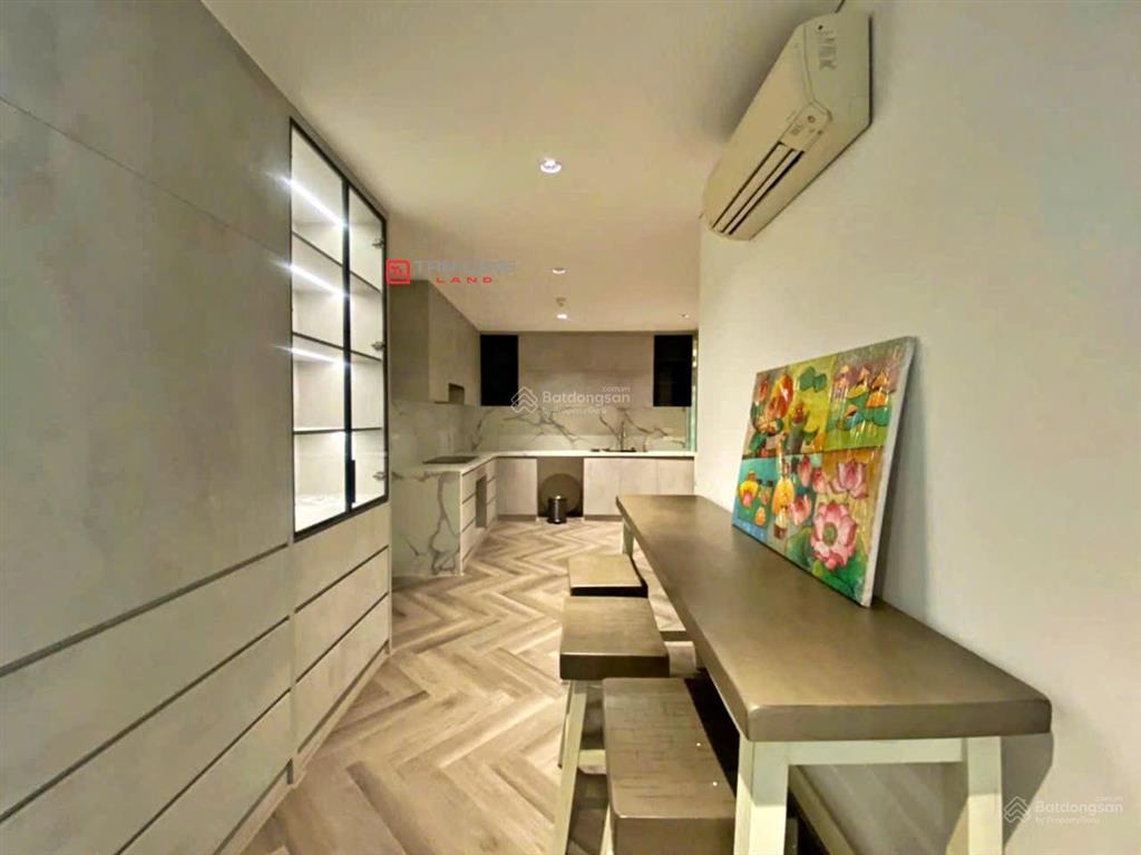 Siêu phẩm penthouse p2 ciputra 279m2  4 phòng ngủ full nội thất mới 100% không gian sống đẳng cấp