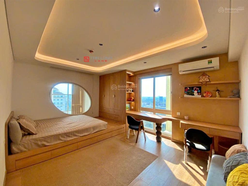 Siêu phẩm penthouse p2 ciputra 279m2  4 phòng ngủ full nội thất mới 100% không gian sống đẳng cấp