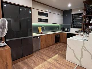 Bán căn hộ 3pn + 1 tòa n01t2 128m2, 2 ban công đông nam siêu mát, giá tốt
