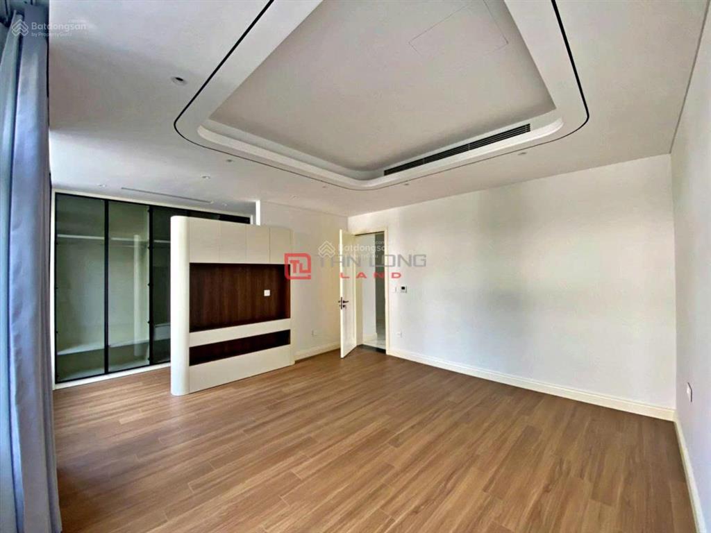 Cho thuê biệt thự dãy c1 đối diện trường academy