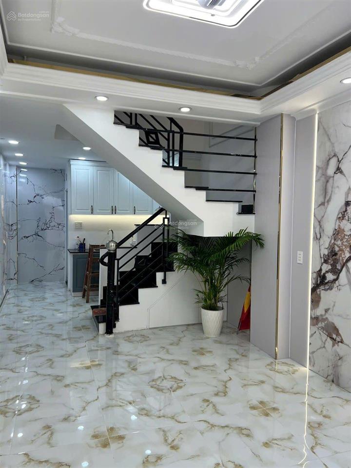 Bùi văn ba 3 tầng không quy hoạch q7